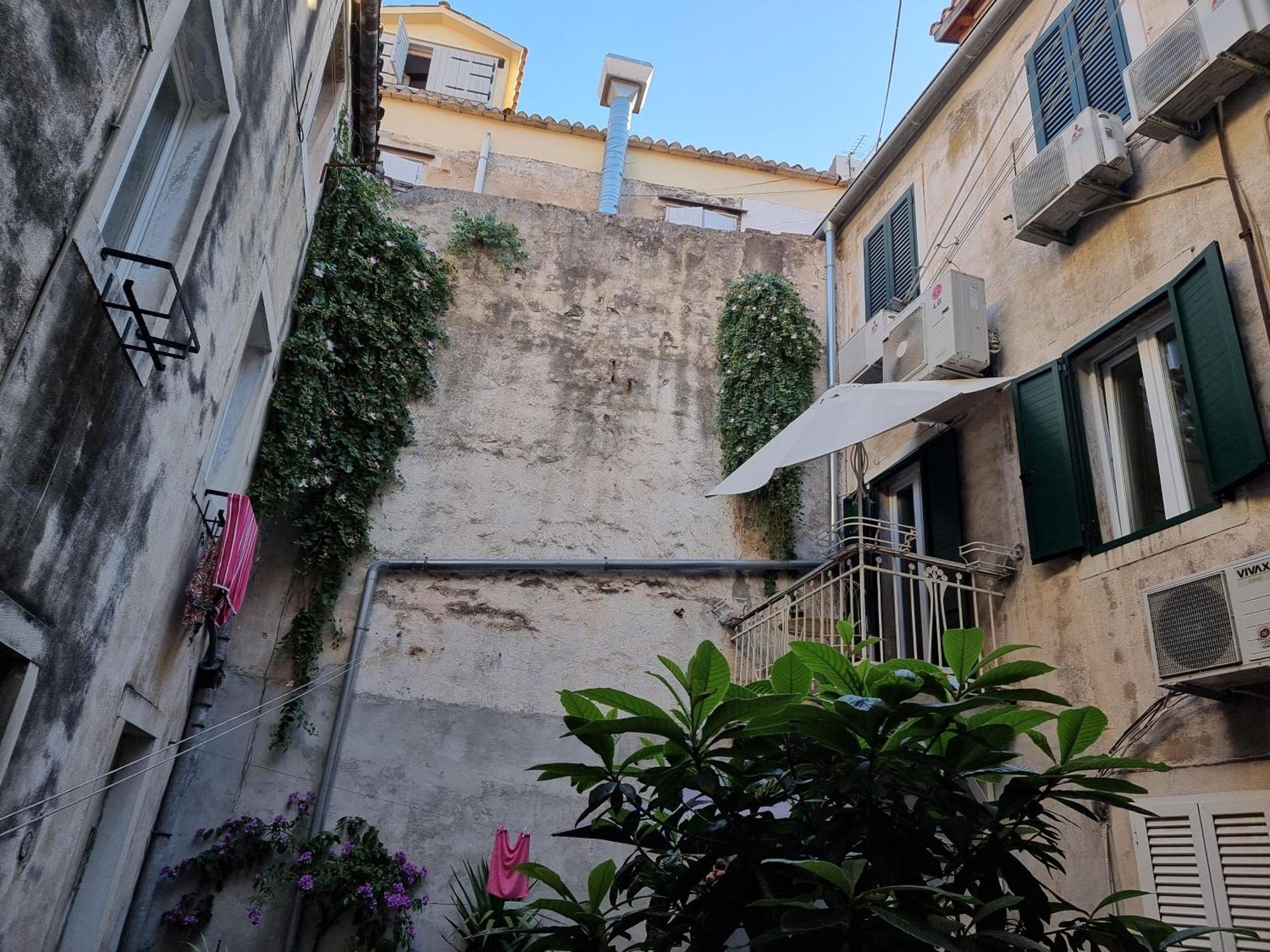 Malena Palace Experience Split Luaran gambar