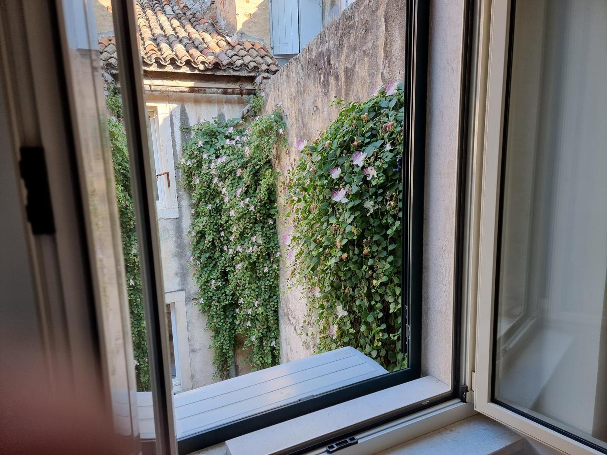 Malena Palace Experience Split Luaran gambar