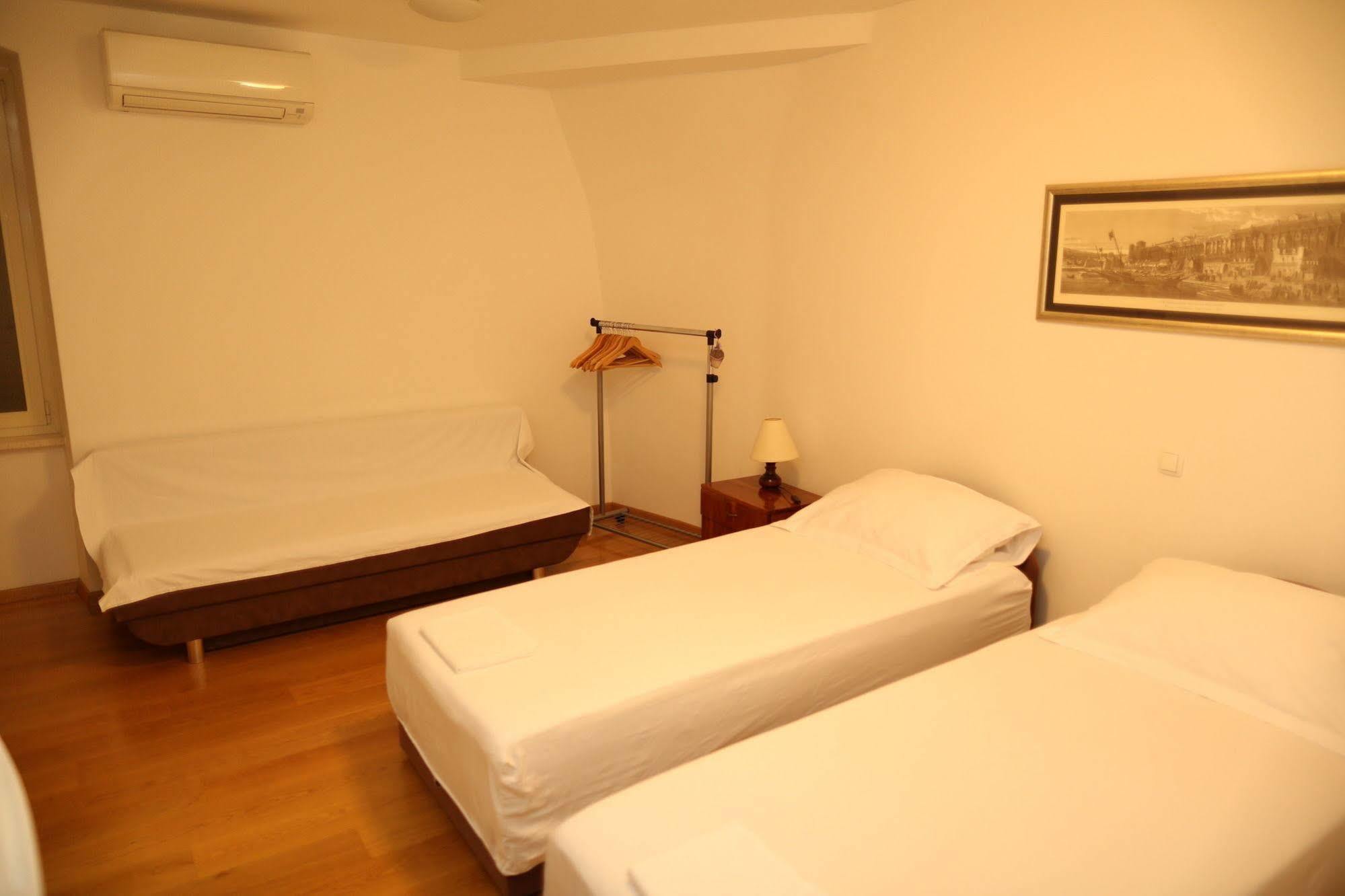 Malena Palace Experience Split Luaran gambar