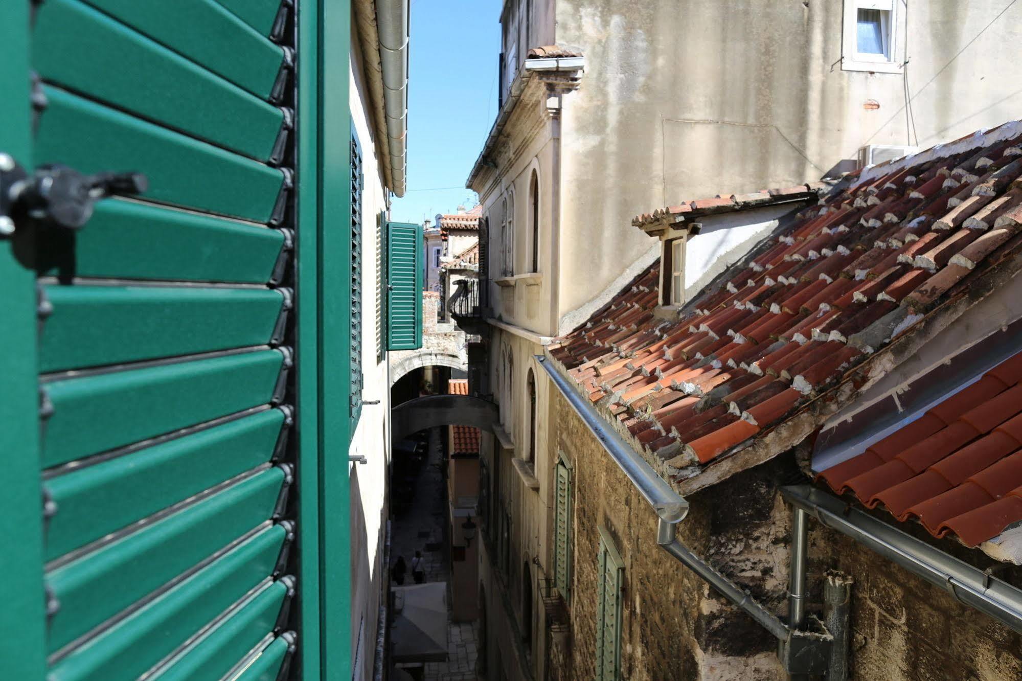 Malena Palace Experience Split Luaran gambar