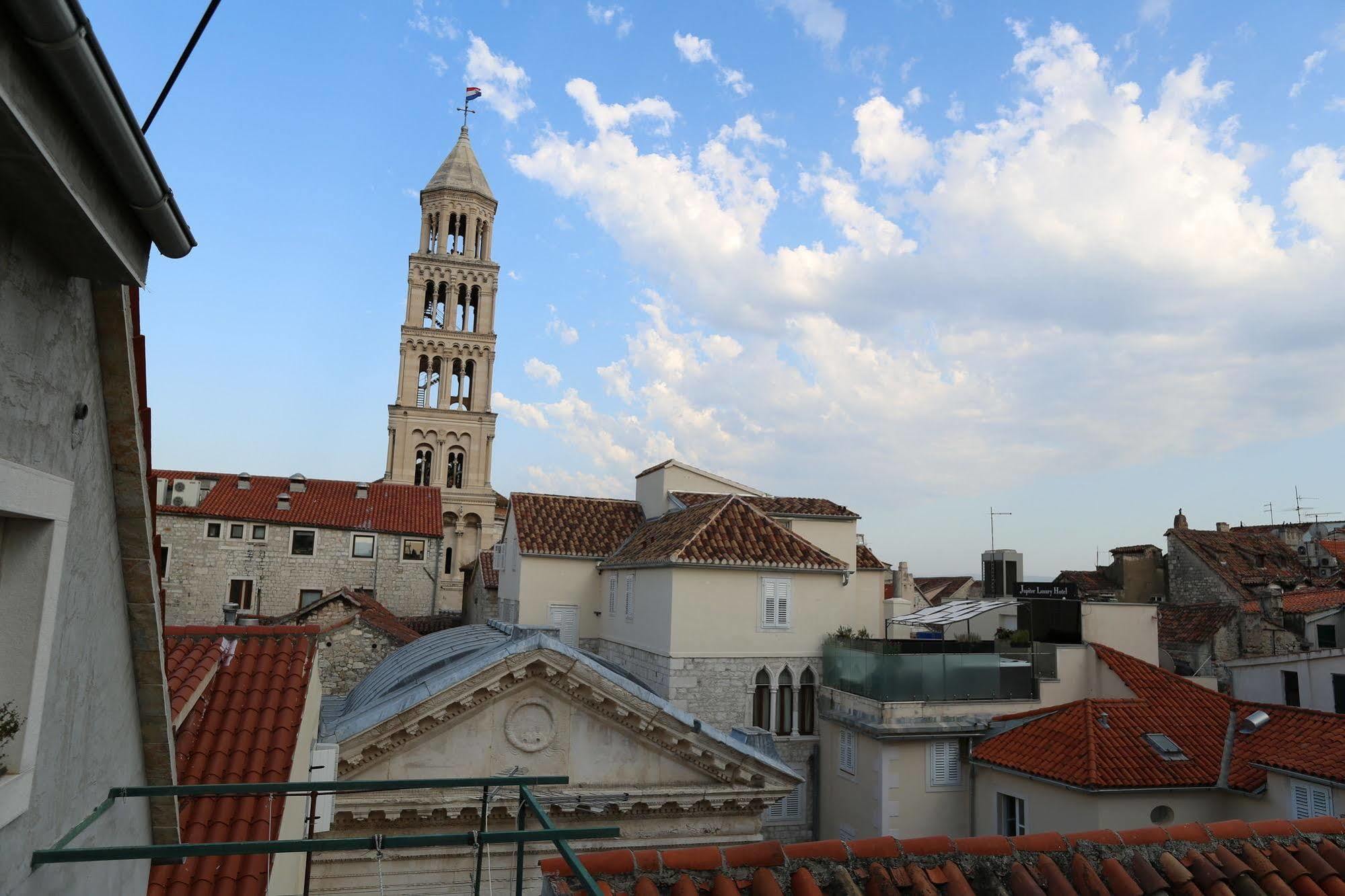 Malena Palace Experience Split Luaran gambar