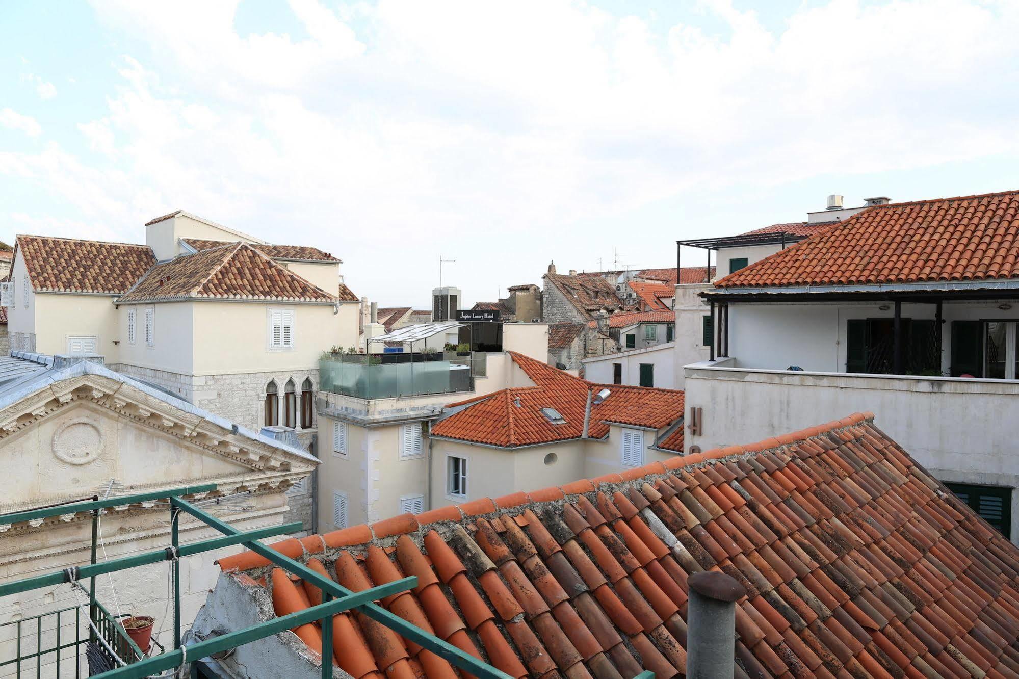 Malena Palace Experience Split Luaran gambar